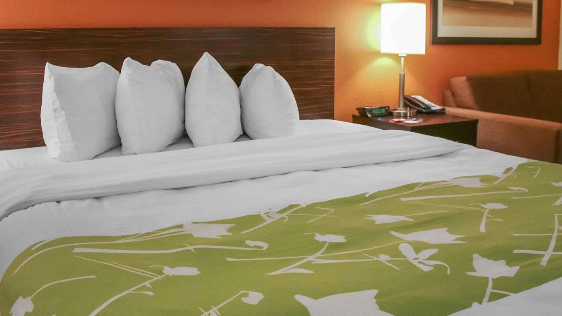 Econo Lodge Winnipeg 0*,