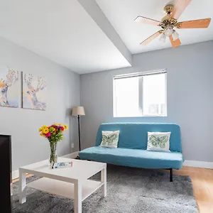 Elmwood Apartment